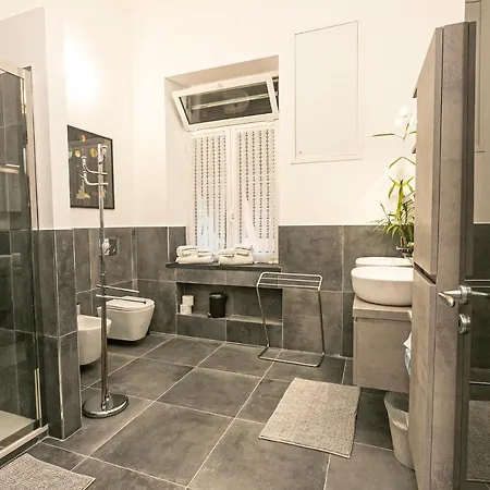 Apartment Le Papere In Centro - Downtown Ducks Genoa