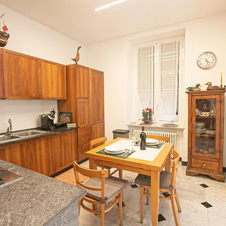 Apartment Le Papere In Centro - Downtown Ducks